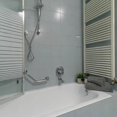 Apartment Welcomely - Madame Bovara Lecco