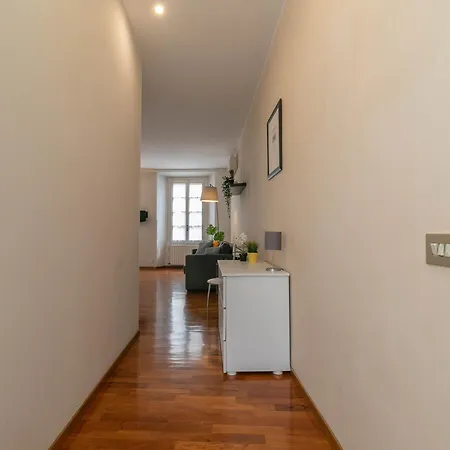 Welcomely - Madame Bovara Lecco